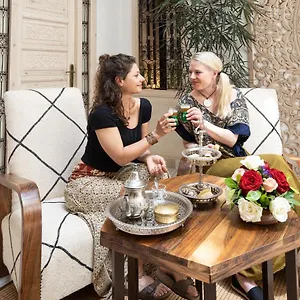Wazani Square&spa Bed & Breakfast