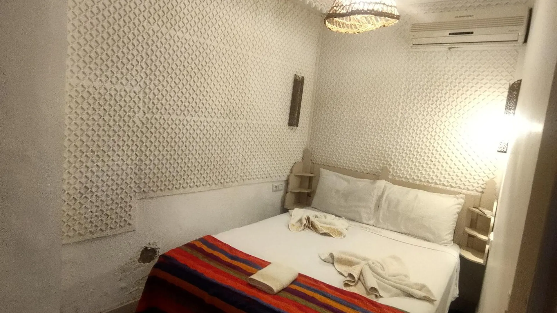 Diamant La Ville Rouge Marrakesh Riad